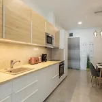 Downtown Elegance By Great Market Hall - 2 Bedrooms, 1 Living Room, 2 Bathrooms, Free Airconditioner, Free Italien Coffee Apartmán Budapešť